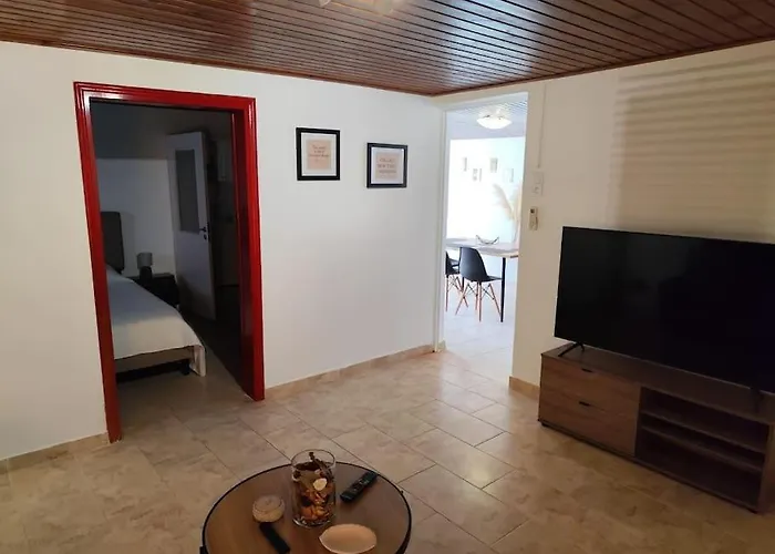 Lemon Tree House Poros