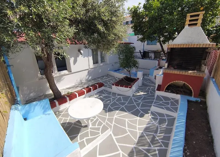 Lemon Tree House Poros