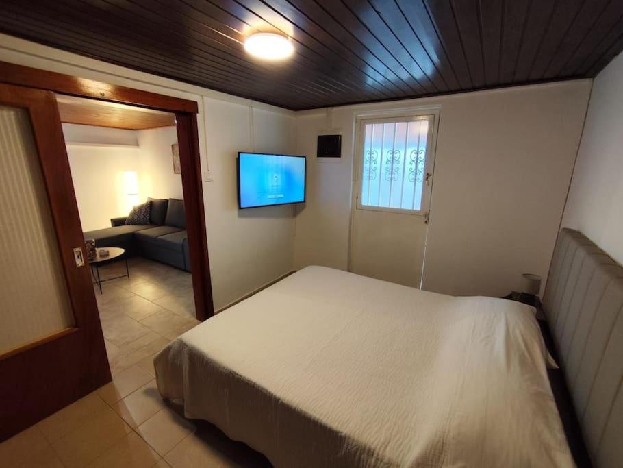 Lemon Tree House Poros Holiday home